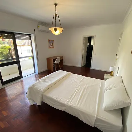 Guest house Half Way Lisbon - Porto