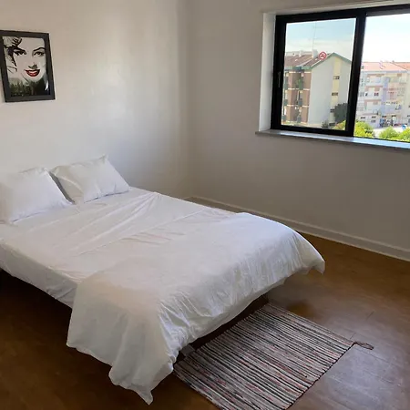 Guest house Half Way Lisbon - Porto - Edm *